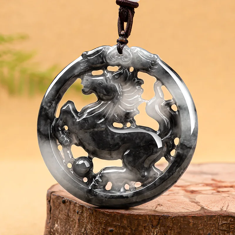 

Mai Chuang/Jade Black-bone chicken species zodiac horse brand Necklace Pendant Fashion Elegant Jewelry MenWomen Couple Gift