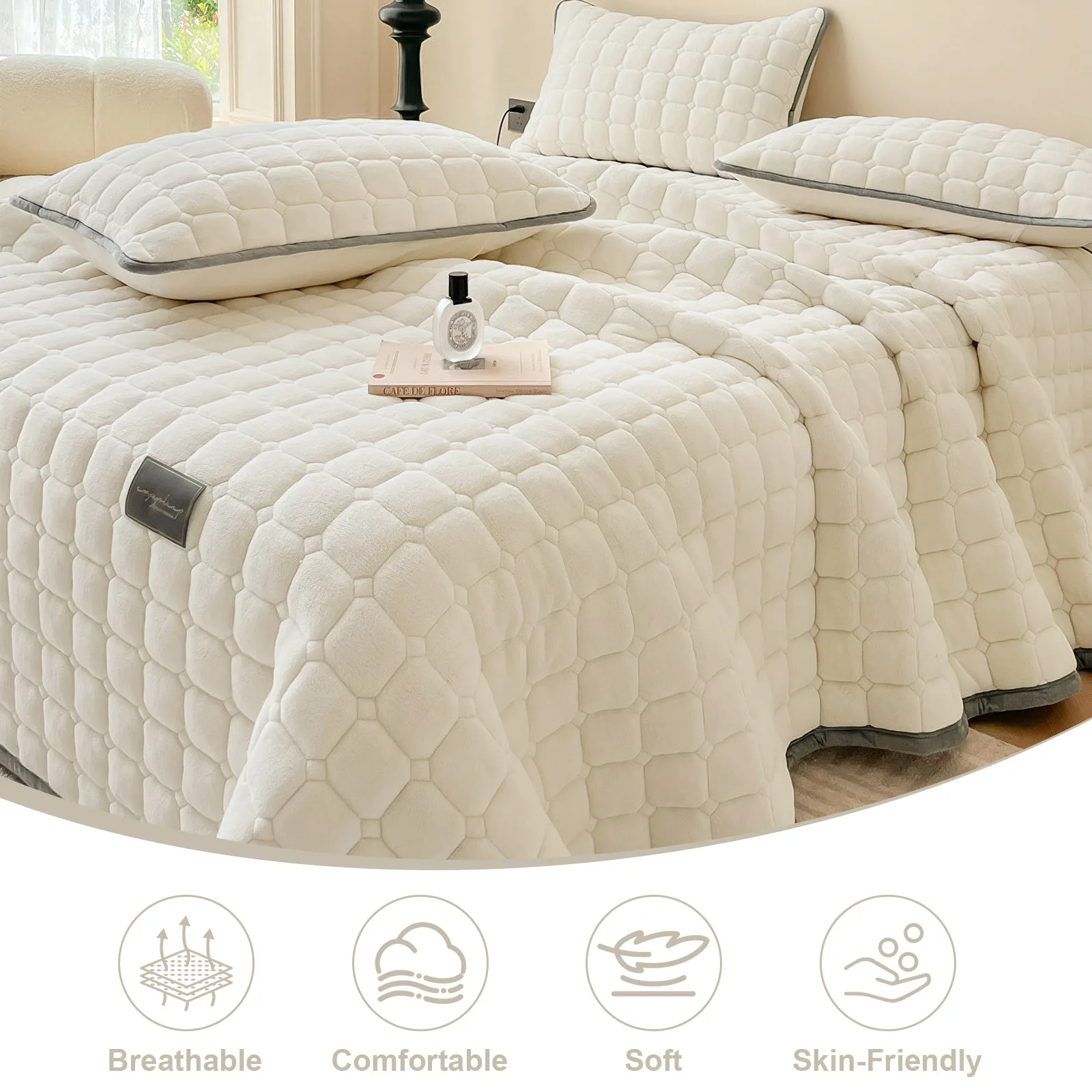 Lightweight Velvet Quilted Bedding Set 4