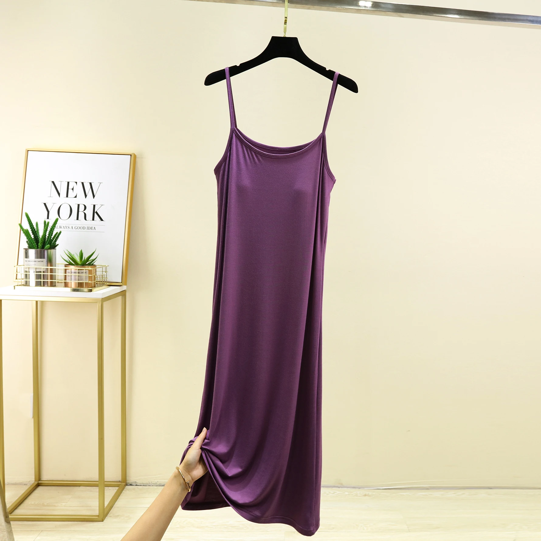 Mid-length crystal purple