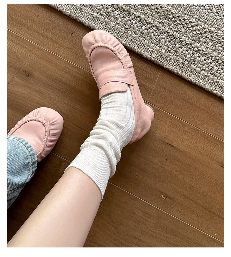 Round-toe Pleated Retro Simple Slip-on High-heel Loafers for Women 2026 New Deep-mouth Single Shoes,Commuter Small Leather Shoes