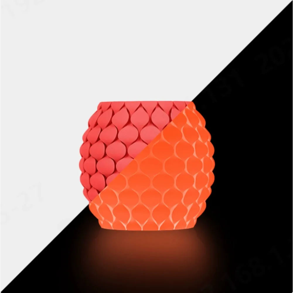SUNLU 야광 PLA 필라멘트 1.75mm ±0.02mm 1KG 대부분의 FDM 3D 프린터에 적합한 고정밀 발광 깔끔하게 감긴 필라멘트