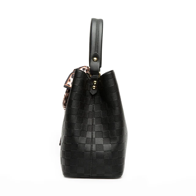 Elegant Three Piece Handbag For Stylish and Trendy Looks