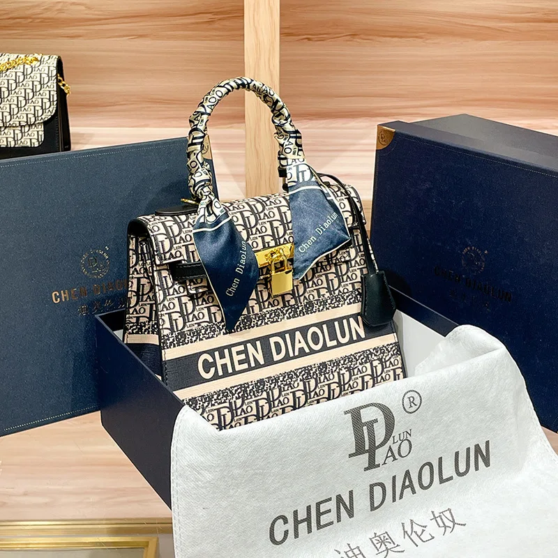 

DIAOLUN New Letter Advanced Handheld Kelly Bag One Shoulder Crossbody Women's Bag Versatile Retro Fashion Women's Bag