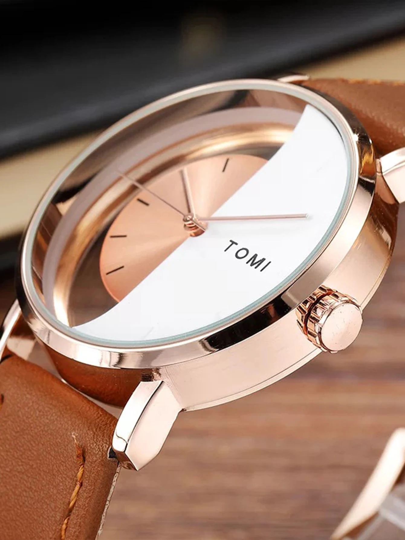 TOMI Fashion Simple Hollow Design Quartz Watch