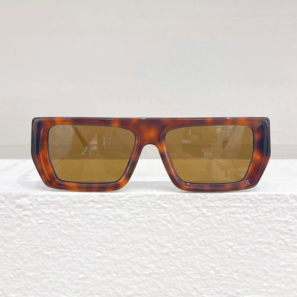 ������ ���� �� ���簢�� ��Ÿ�� ���۶�, ��Ʈ�� Ʈ���� �Ƽ�����Ʈ ������ ����, ������ �¾� �Ȱ�, TC TF4218