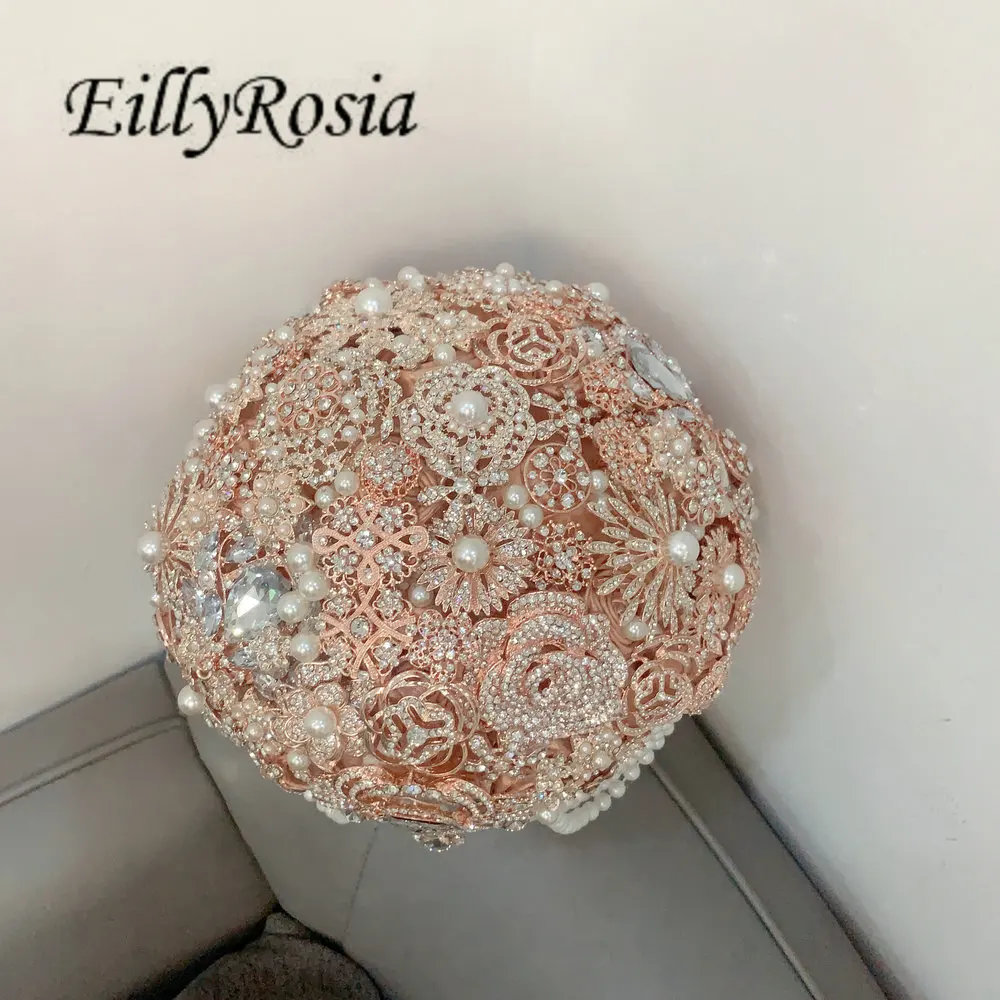 Рисунок 6 - Роскошная брошь EillyRosia из розового золота