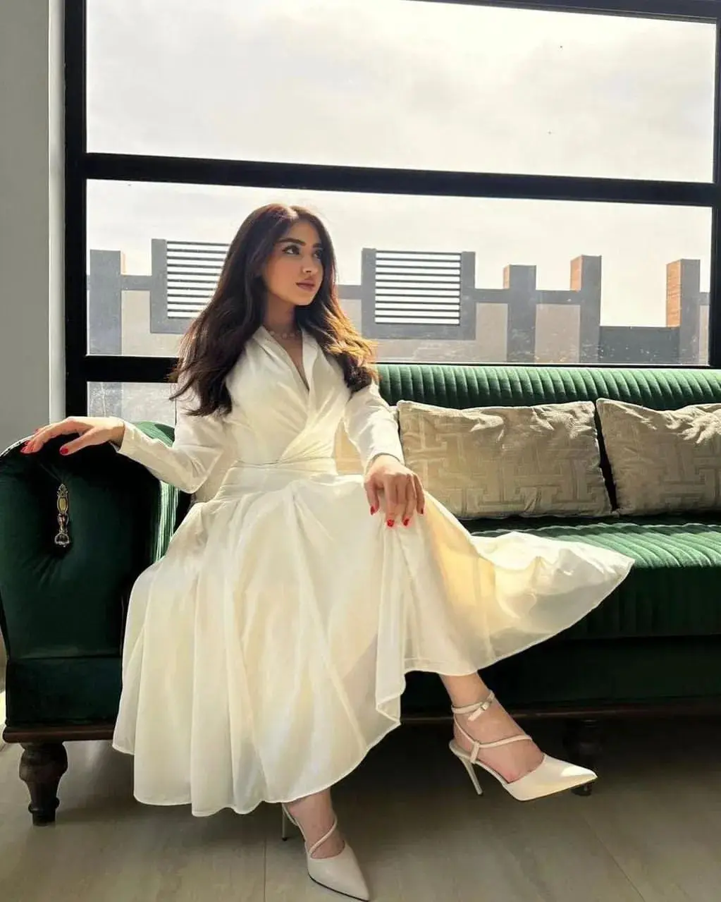 

Elegant Dresses for Women Saudi Arabia V Neck Prom Dresses Tea Length Long Sleeves Evening Dresses Formal Dress Party Wedding