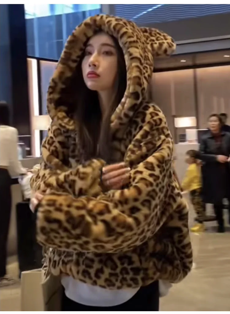 Women's leopard print coat Winter European Bear ears Rex Rabbit fur jacket short thick hooded top