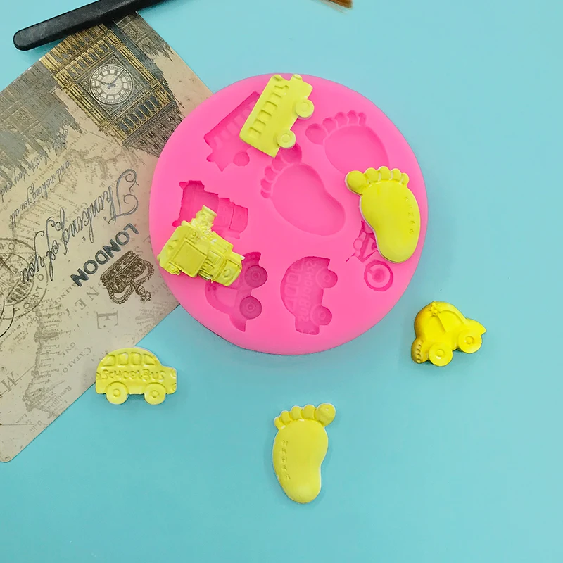 

DIY cartoon car foot silicone mold flip sugar cake decoration chocolate handmade aromatherapy gypsum candle mold