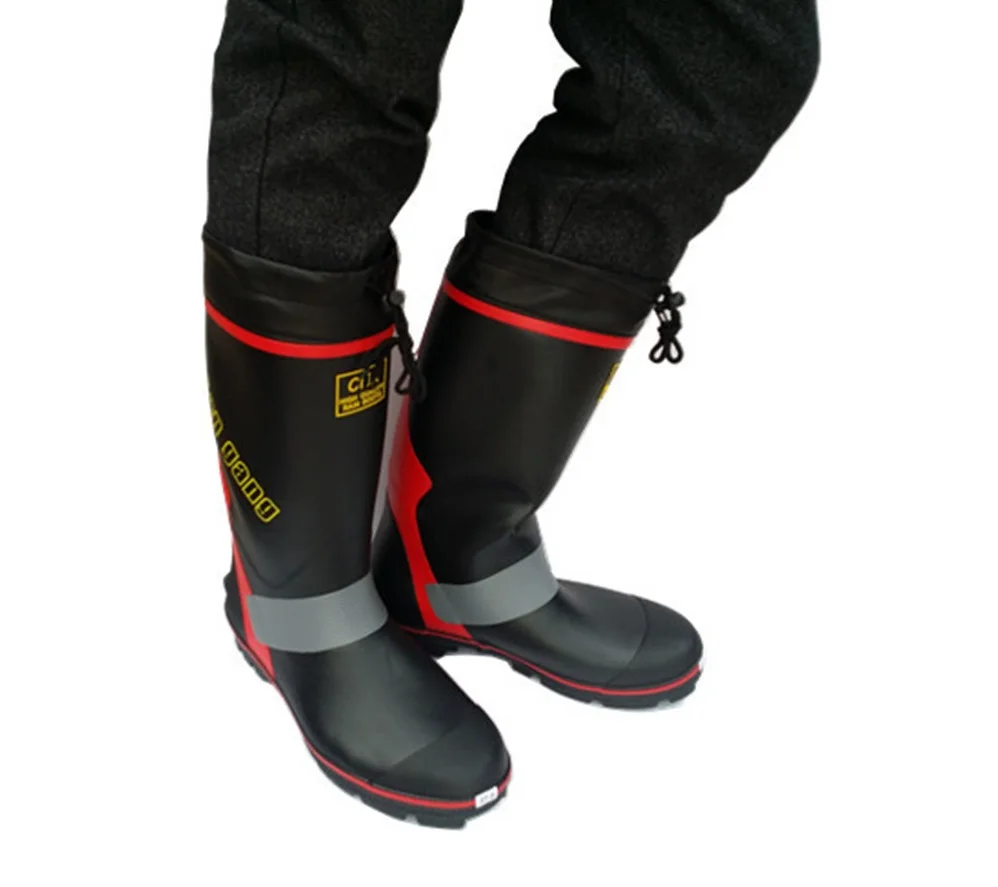 Fishing Boots Anti-slip Waterproof Spike Sole Rubber Rock Fishing Shoes High Rain Boots Toe Protection Hunting Shoes