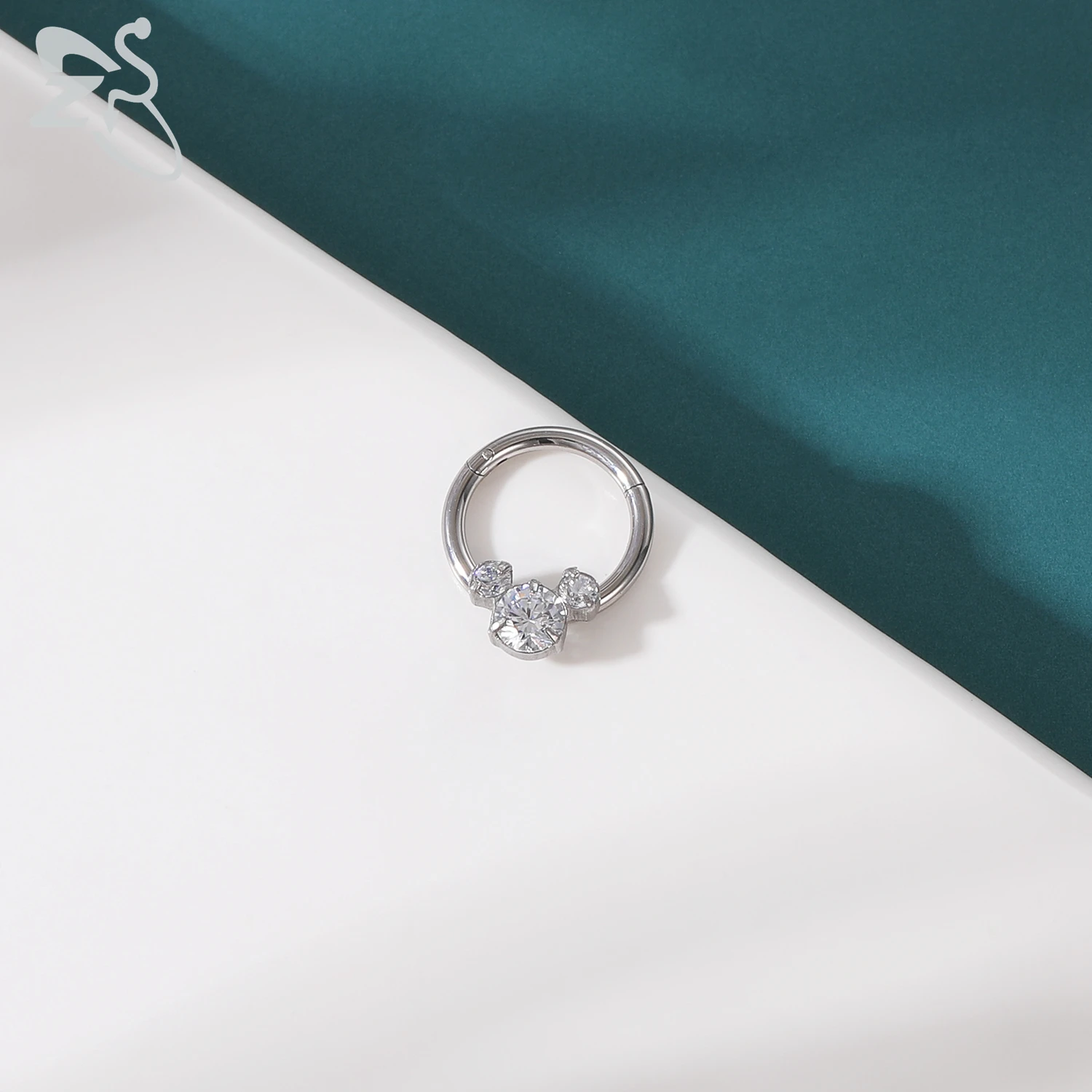Piercing Jewelry 1 PC 316L Stainless Steel Nose Ring Moon Round Septum Clicker CZ Crystal Ear Tragus Cartilage Helix Lip Piercing Jewelry 8MM
