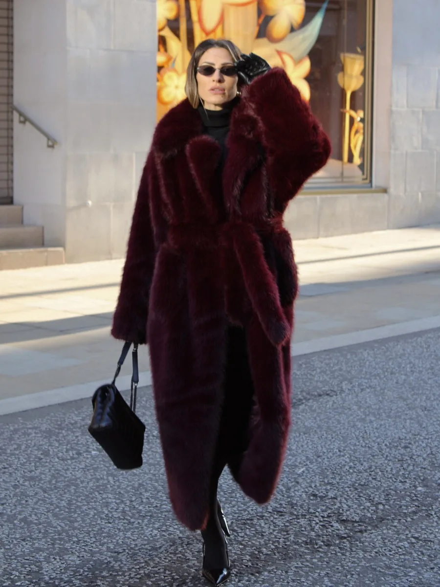 Winter High Quality Long Faux Fur Jacket Coat Women Warm Burgundy Belted Maxi Jacket Lapel Plush Loose Overcoat Luxury Outwear