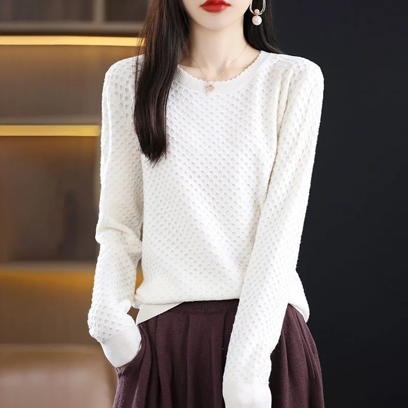 

New Autumn/Winter Fashion Korean Edition Solid Color Jacquard Round Neck Sweater Loose and Versatile Western Women's Knitted Top