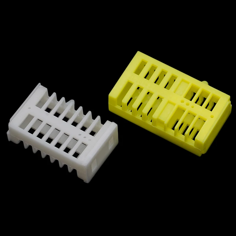 10 pcs Plastic Bee Queen Cage White Safety Mutil-functional Stretch Hutchs Tools Beekeeping Supplies Tool