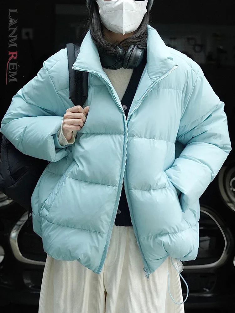 

[LANMREM] Fashion Stand Neck Down Jackets For Women Solid Zipper Cardigan Thick Warm Female Coats 2023 Winter New 26D7121