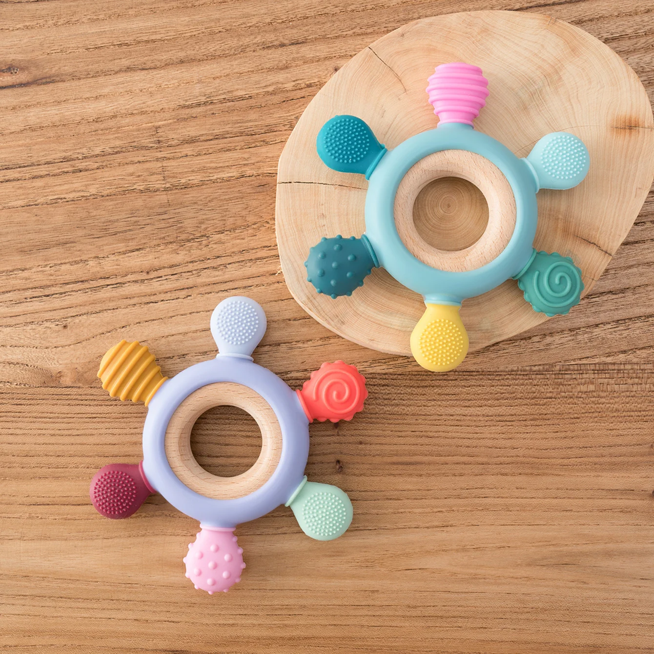 Color Kids 1PCS Silicone Baby Teether Toy BPA Free Wooden Ring Teething Chew Toy Healthy Infant Nursing Gift Newborn