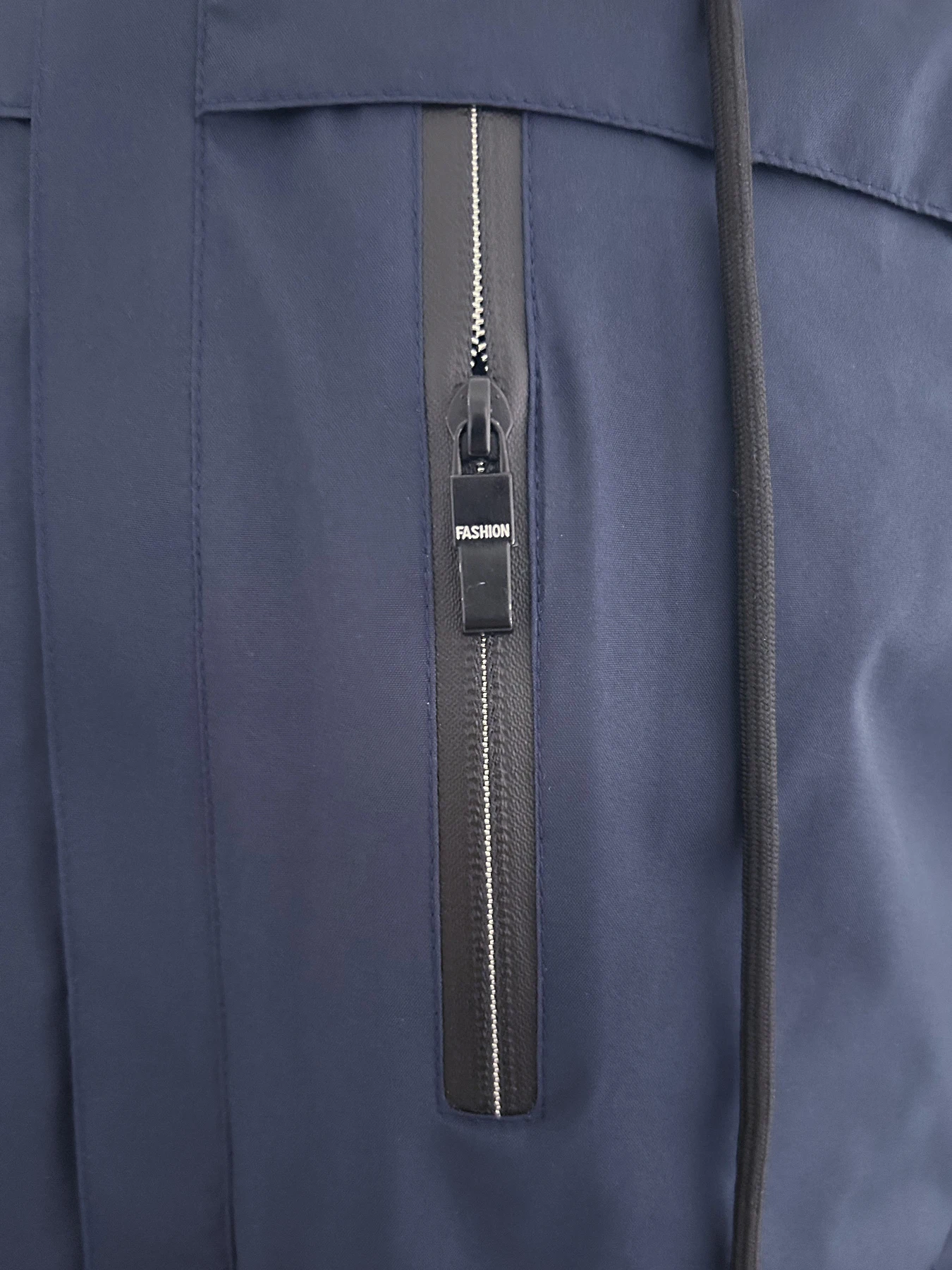Zipper and closure detail