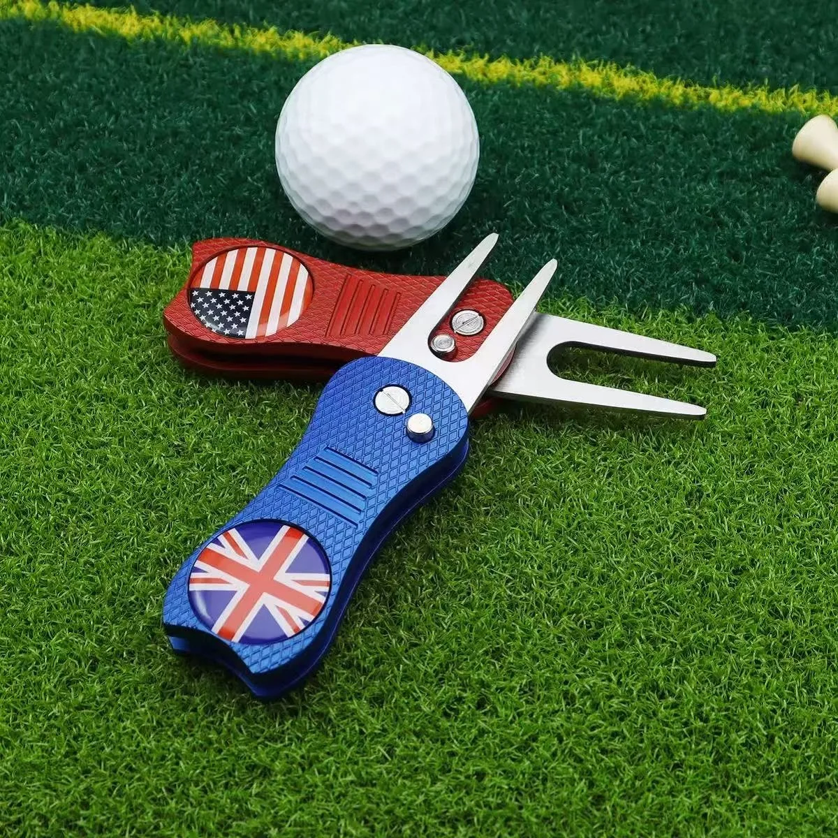 Foldable Spring-Loaded Golf Divot Tool 5
