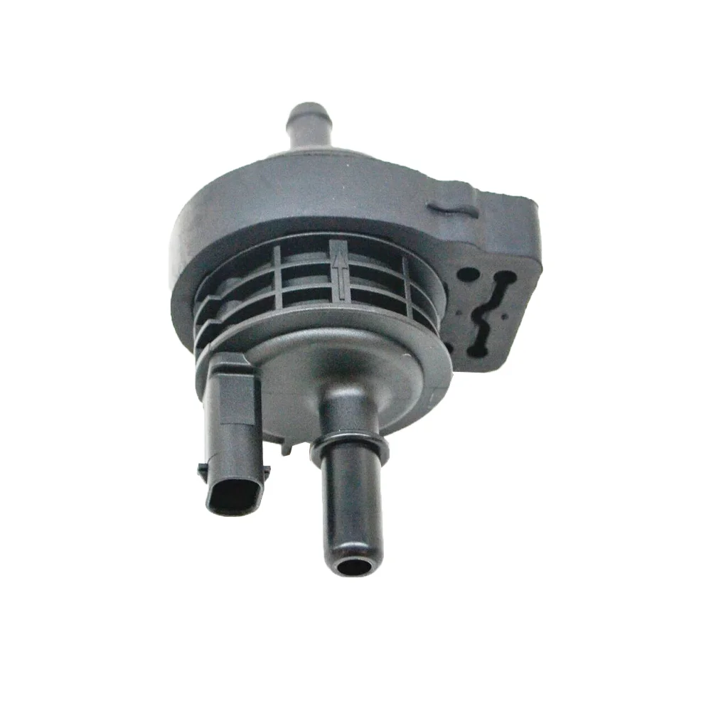 A0014700893  Auto Parts 1pc Engine Crankcase Vent Valve For Mercedes Benz W212 2016 2017 E400 Car Accessories Wholesale