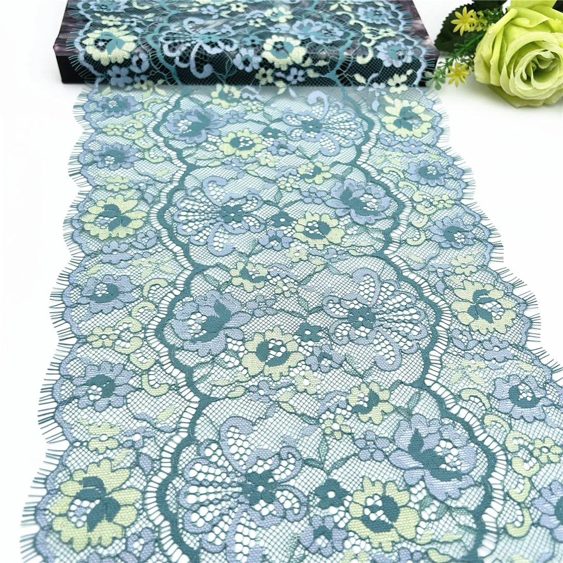 3y/Lot Width 22cm Lake Green Yellow Eyelash Lace Trim 1