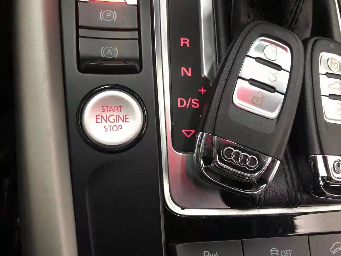 Fit for Audi A4 07-17, A5 10-17, Q5 10-18, Push Start A6L 2012 Remote Start Keyless Entry door handle ,plug and play ,4G APP