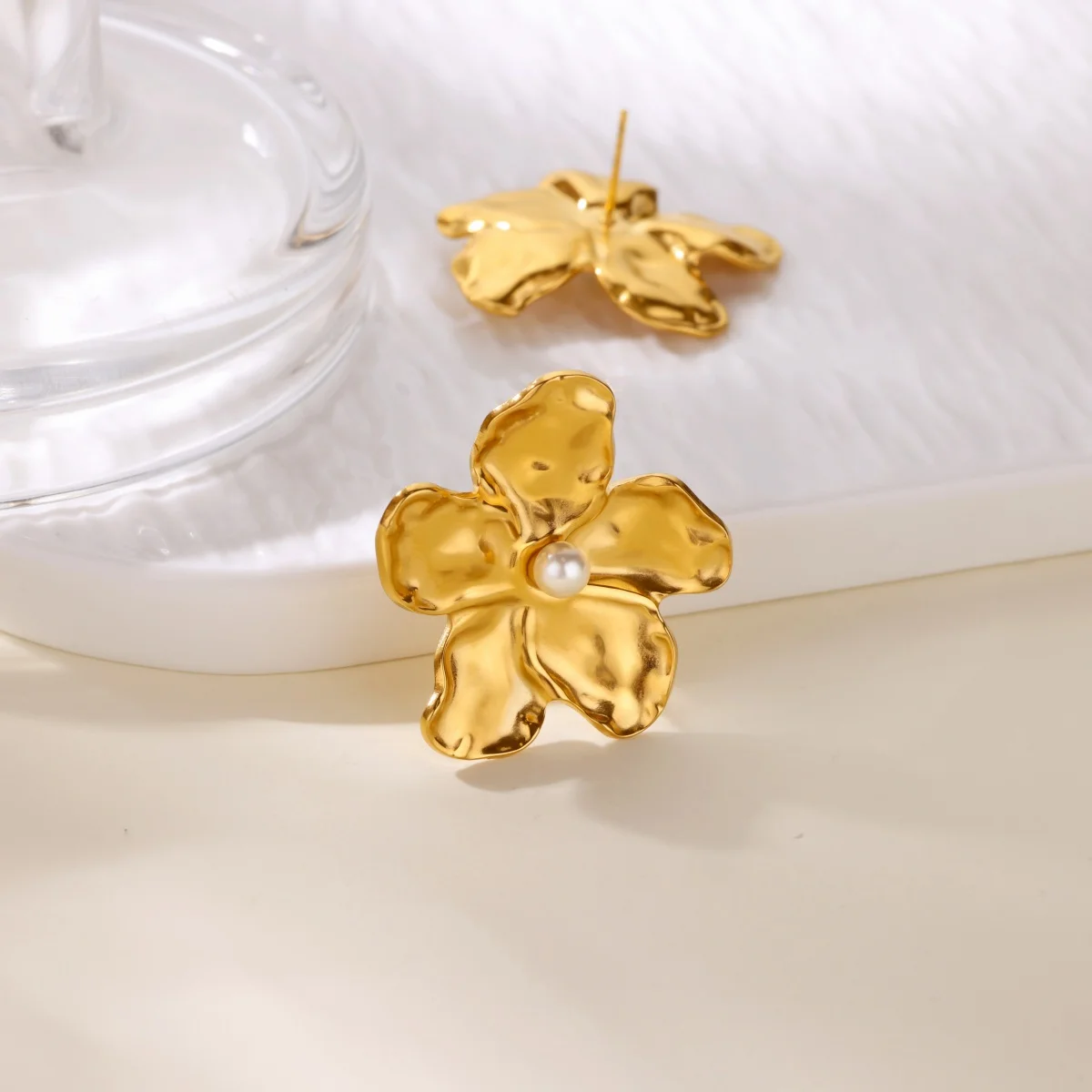 Flower Stud Earrings with Imitation Pearl for Women Girls