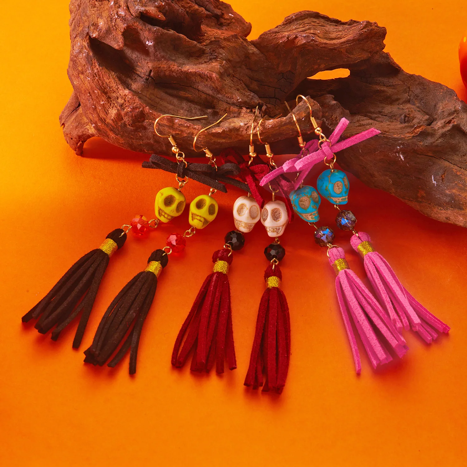 Signature Halloween-Ohrringe mit Totenkopf-Quasten für Damen, lebendige bunte Perlen, Schleife, baumelnde Ohrringe, Party-Schmuckzubehör