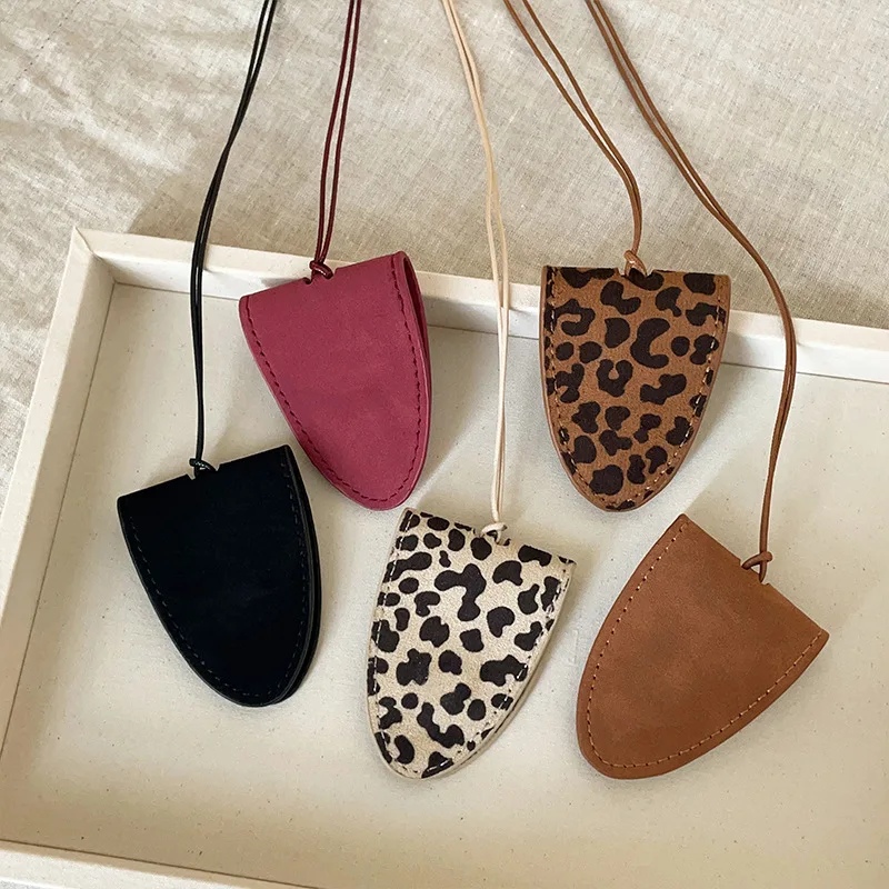 2025 New Leopard Print Velvet Hanging Neck Magnetic Sunglasses Clip Long Necklace Female Travel Storage Lanyard Sweater Chain