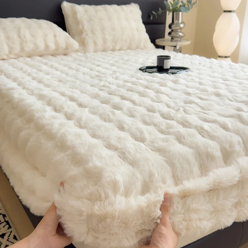 2024 new thickened rabbit plush mattress single piece winter warm plush sheet cover all-inclusive mattress protective cover 4