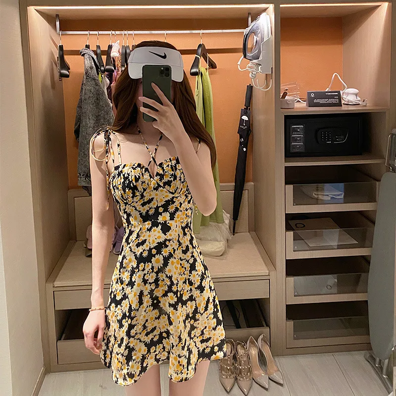 

Daisy Dress Women Ladies Casual Sleeveless Bodycon Slim Straight Mini Dress Summer Streetwear Girls Sweet Flower Print Sundress