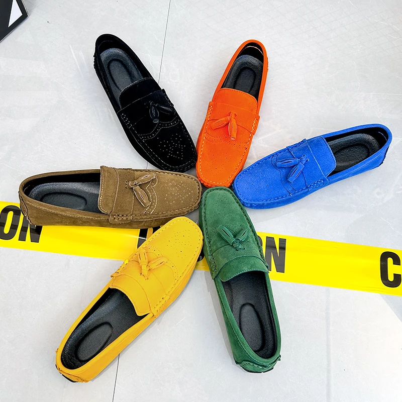 

Новинка 2024, Весенняя британская игрушка, модная кожаная обувь для вождения для ленивых мужчин, ношение ног и шаг по ноге, мужской тренд