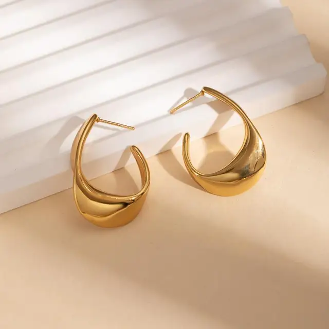 Boucles d'oreilles créoles simples et luxueuses en acier inoxydable doré, Clips d'oreilles rondes brillantes cubiques, bijoux tendance pour cadeaux de fête de mariage