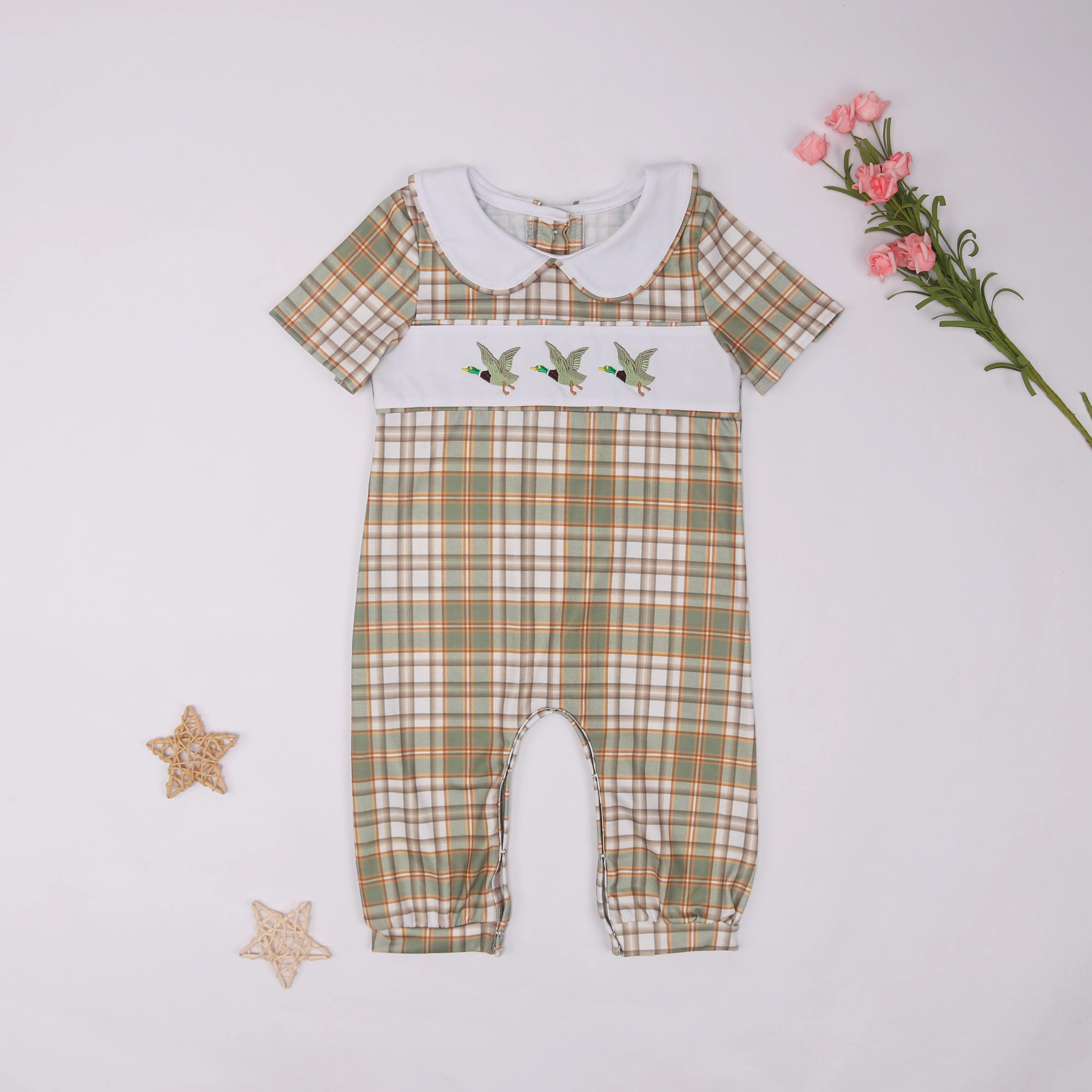 

New 2023 Baby Clothes Swan Lattice Rompers Fashion Baby Boy Clothes Cotton Short Sleeve Toddler Romper Infant Clothes Jumpsuits