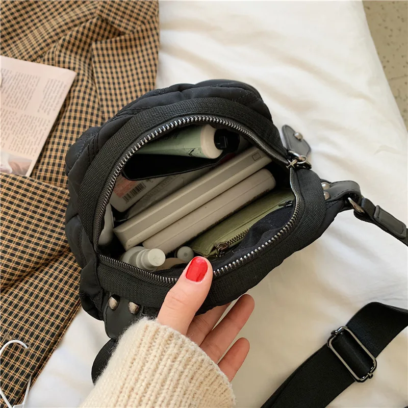 Quilted Women's Nylon Large Tote Diamond Lattice Luxury Brand Designer Handbag Autumn Winter Solid Color Shell Crossbody Bag
