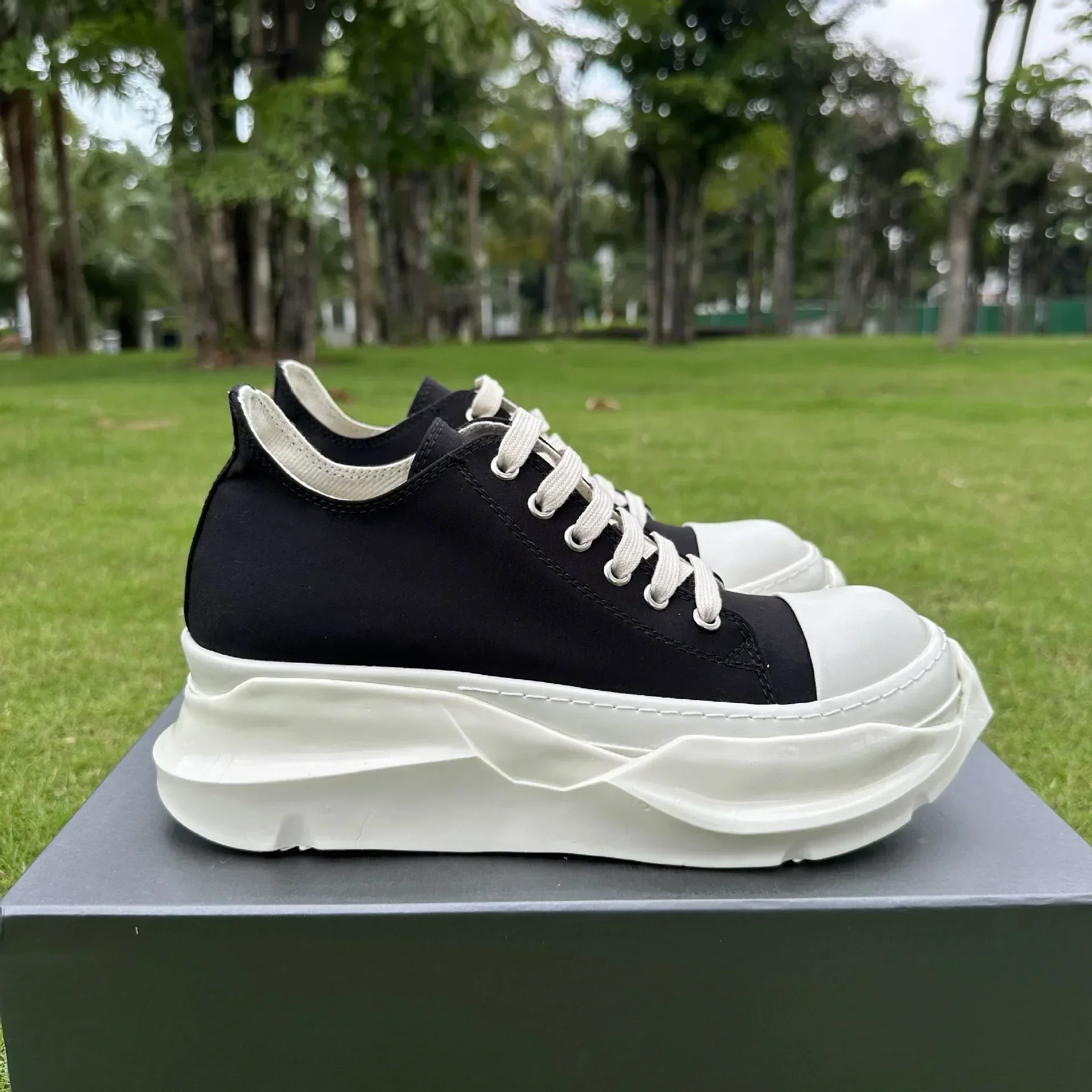 Rick 2024 New Thick Sole High Quality Board Shoes Men's Breathable Low Top Lacing Casual Elevated Canvas  Men Shoes 2