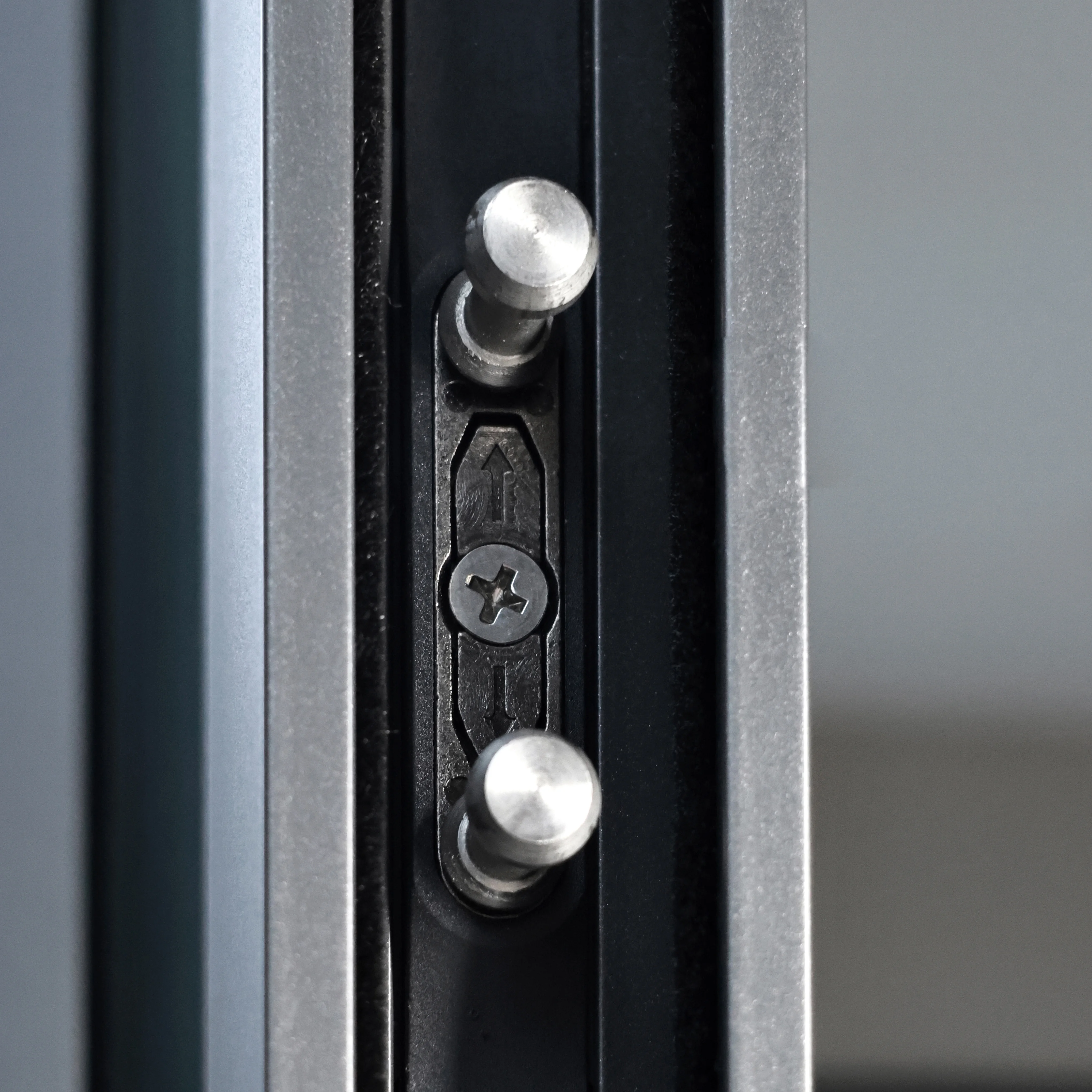 ISUMER 2.0mm Aluminum Profile Alloy Slim-framed Double-glazed Glass Modern Style Custom-made Sliding Door