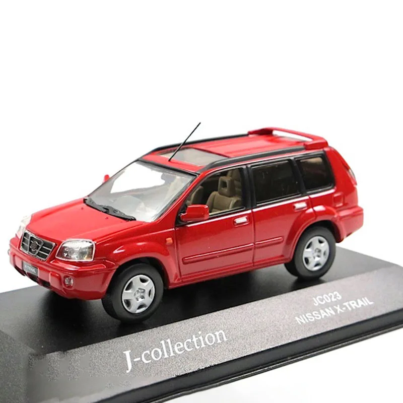 

1:43 Scale Nissan X-trail T30 2005 Alloy Car Model
