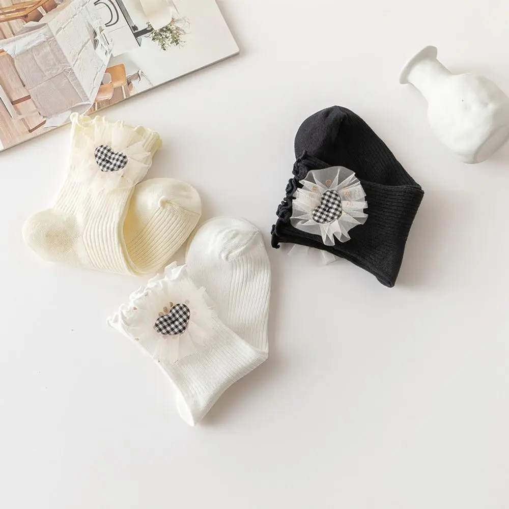 

Creative Retro Lolita Flower Ruffles Fashion Women Socks Middle Tube Hosiery Harajuku Socks Cotton