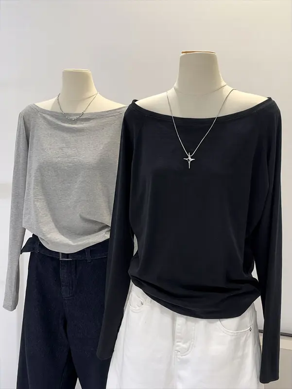 Oversize Off Shoulder Long Sleeve T