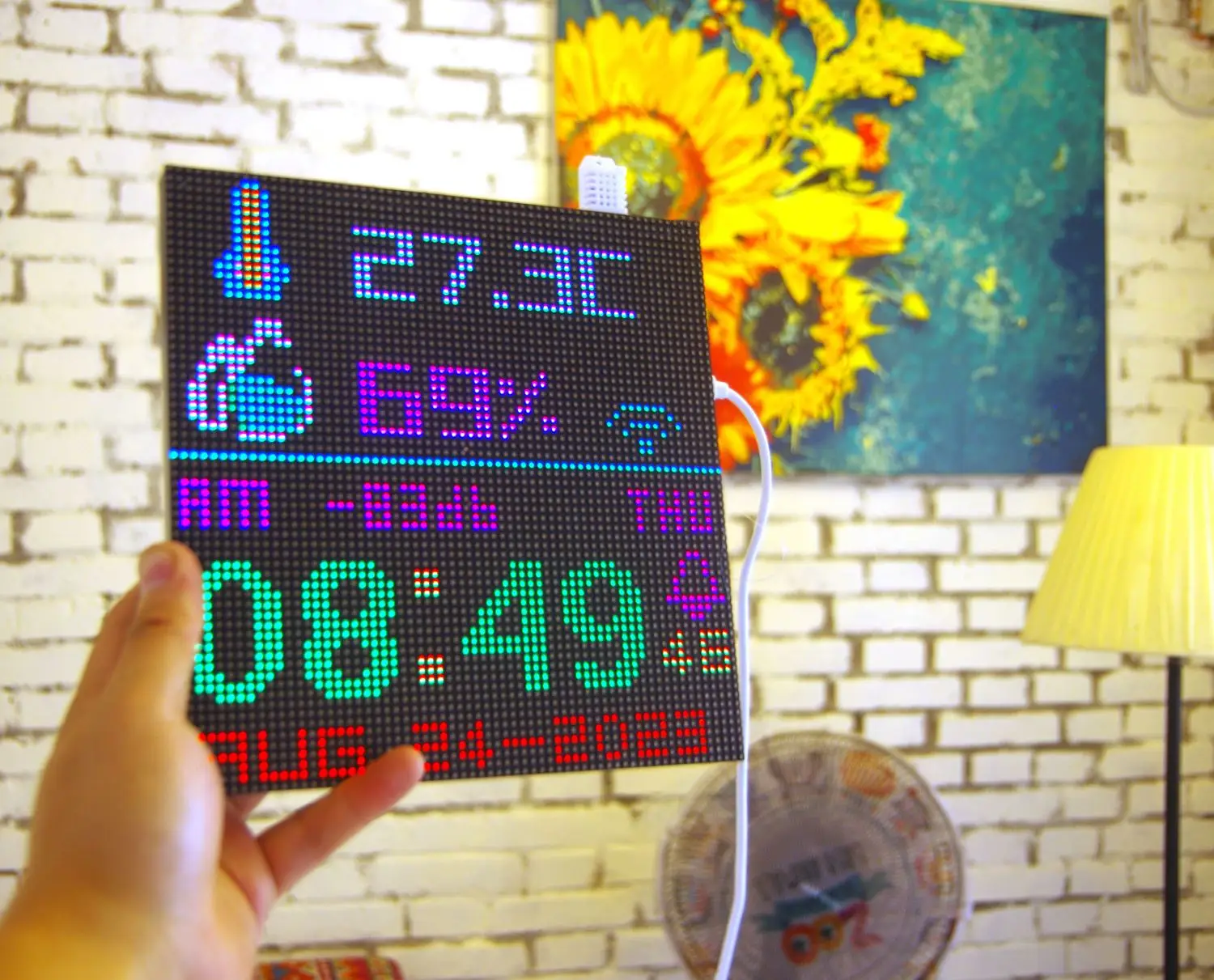 alarm-clock-digital-clock-with-temperature-and-humidity-display-colorful-led-can-be-set-wall-clock-for-bedroom-living-room