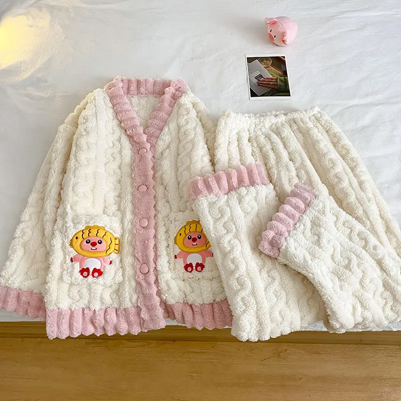 

2024 New Famale Coral Velvet Pajamas Suit Women Plush Warm Sleepwear Autumn Winter Loungewear Girls Flannel Homewear Sets Pijama