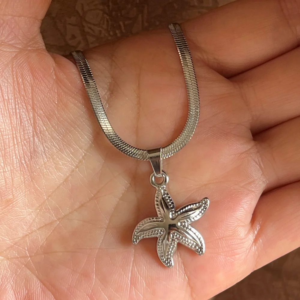Hebterrka Collana con ciondolo a forma di stella marina per le donne, collana con ciondolo a forma di stella marina, delicato regolabile in oro a