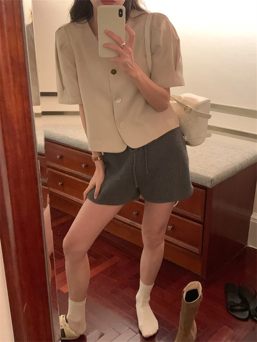 Arazooyi V-Neck Elegant Coats Thin Women Short Puff Sleeve 2023 Work Wear Office Lady Blazers Slim Chic Summer Gentle New