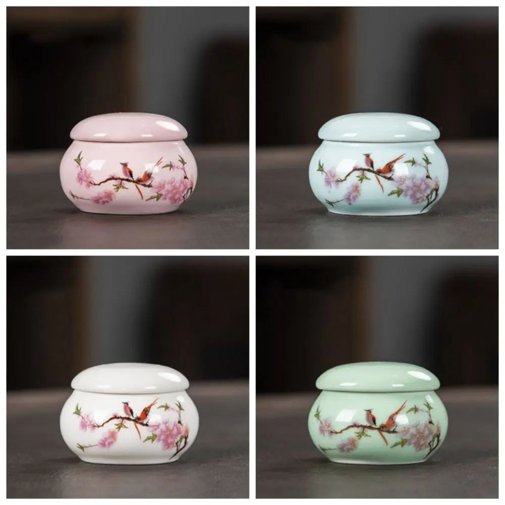 

Small Glaze Ceramic Jars Durable Moisture-proof Mini Nail Cup with Lid Waterproof Portable Rouge Cosmetics Dispenser Men