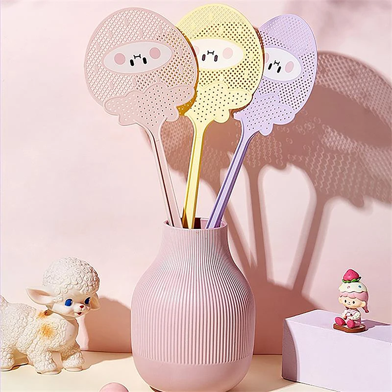 Cute Strawberry Shaped Fly Swatter Durable Lengthen Thickened Fly Swatter Household Manual Beat Tools Mosquito Killers