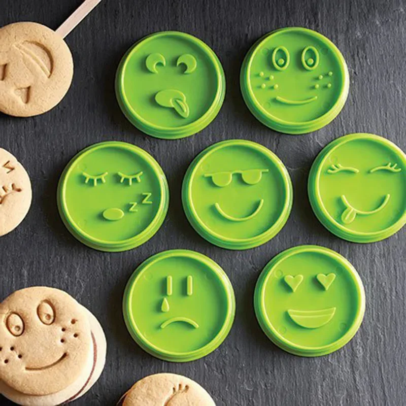7Pcs/set Smiley Biscuit Mold Cake Decorating Tools embossing biscuit moulds DIY Smiling Face Cookie Cutter Set Baking Mold