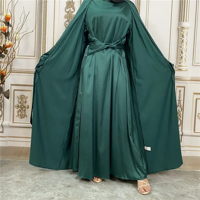 Two-Piece Kimono Abaya with White Inner Slip – Dubai Luxury Collection