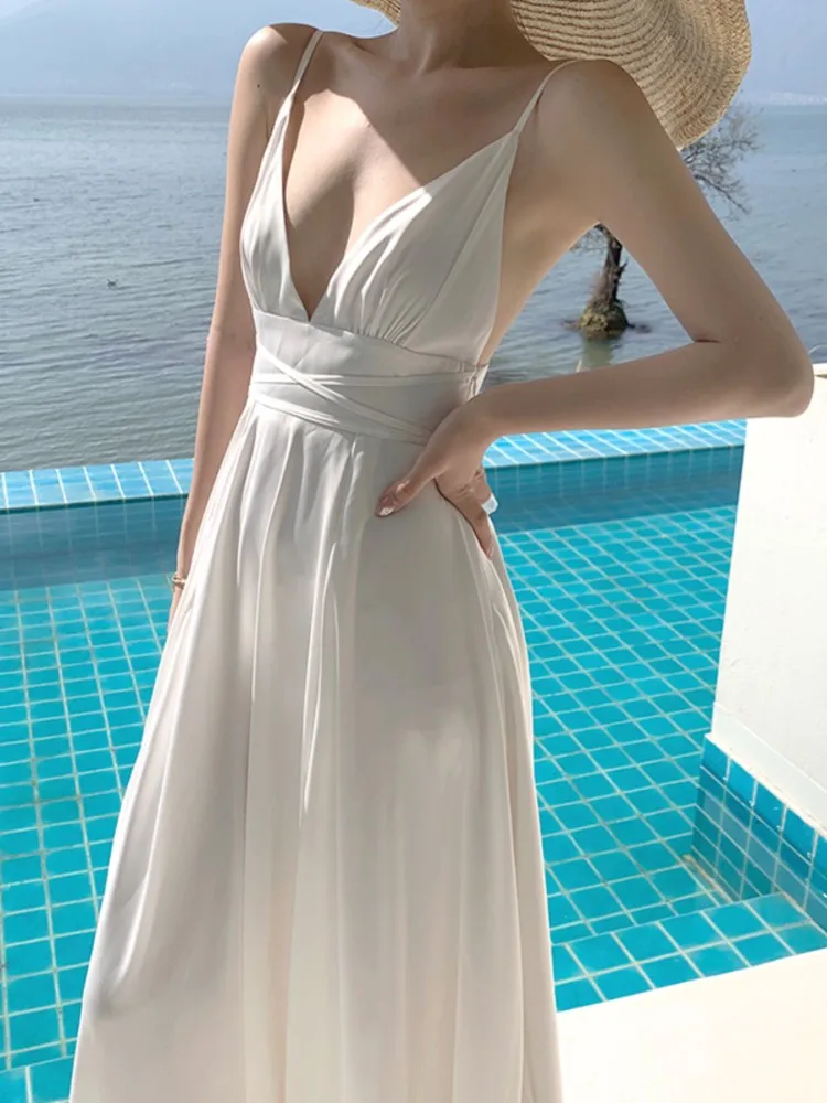 

Женское длинное платье на бретелях-спагетти, с открытой спиной