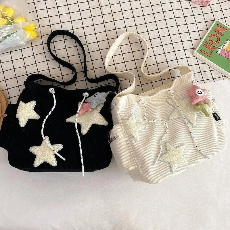 Niche Design Handtasche Stern Studentin Große Kapazität Pendeln Tote Cord Schulter Umhängetasche 2023 Neu – Detail 3