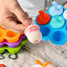 

7 Holes Ice Cream Mold Reusable DIY Popsicle Silicone Molds with Free Sticks Kitchen Tools for Home Children's Popsicle Mold Box